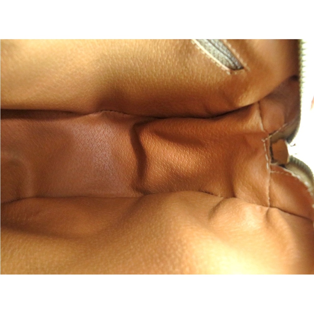 Celine Classic Brown Crossbody Bag - Picture 11 of 16